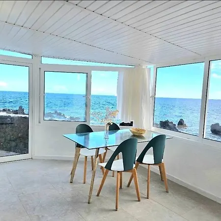 Nido De Mar Vakantiehuis Callejones